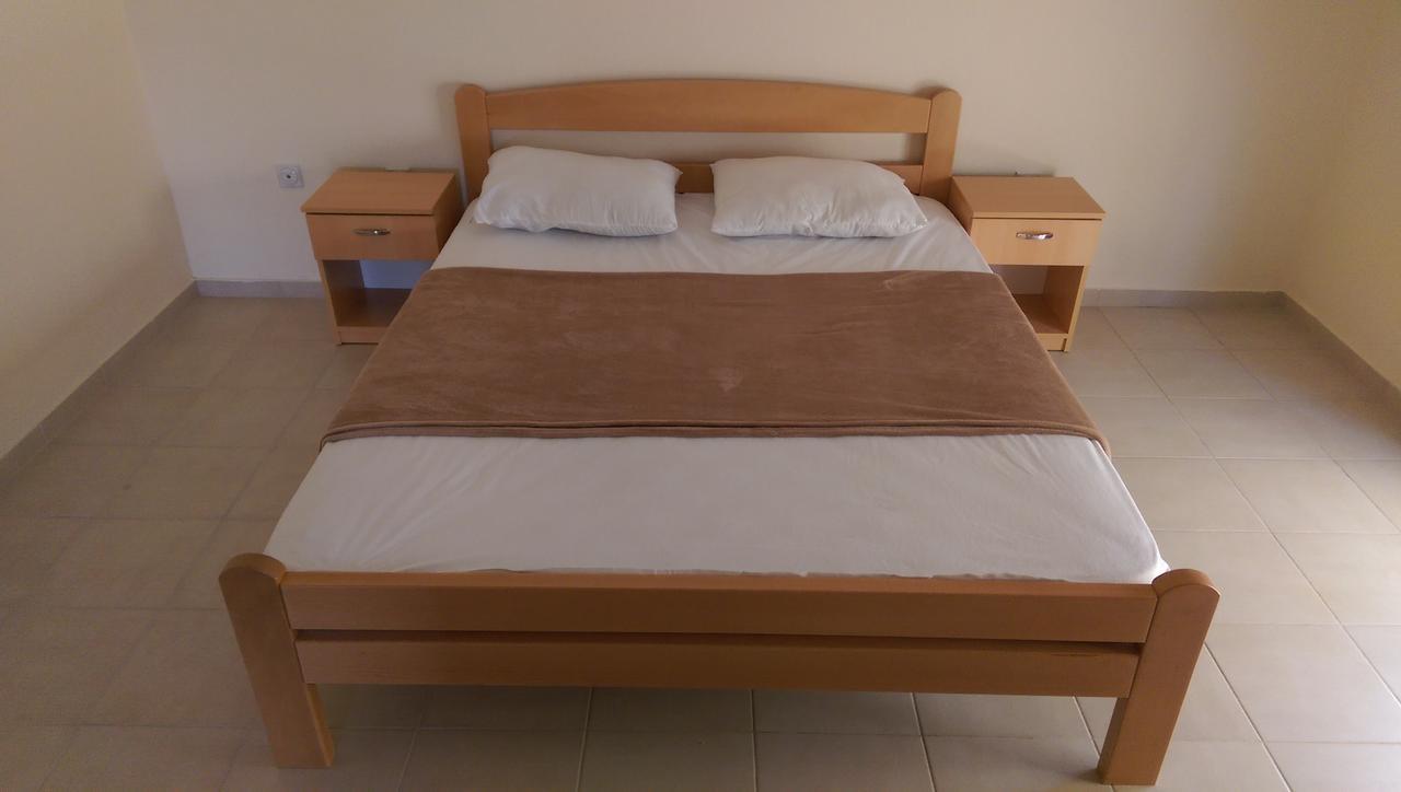 Korac Apartments Ulcinj Bagian luar foto