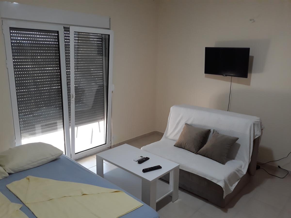 Korac Apartments Ulcinj Bagian luar foto
