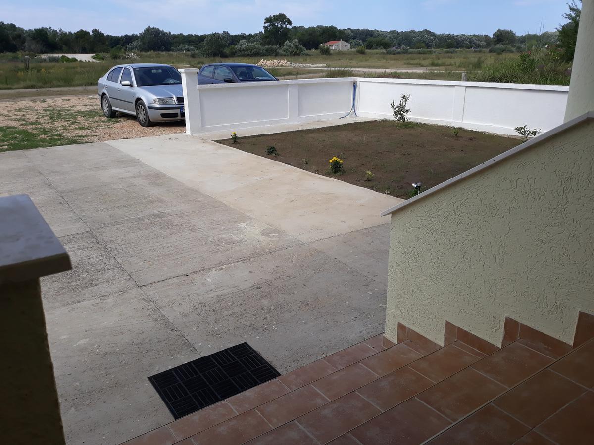 Korac Apartments Ulcinj Bagian luar foto