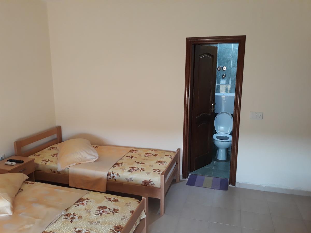 Korac Apartments Ulcinj Bagian luar foto