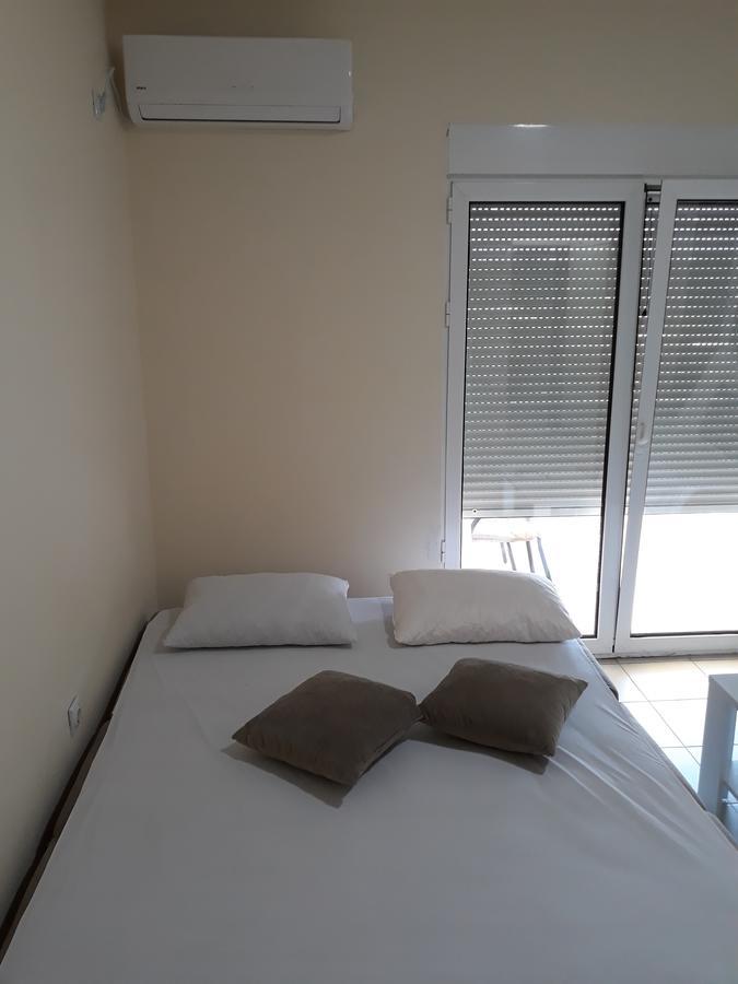 Korac Apartments Ulcinj Bagian luar foto
