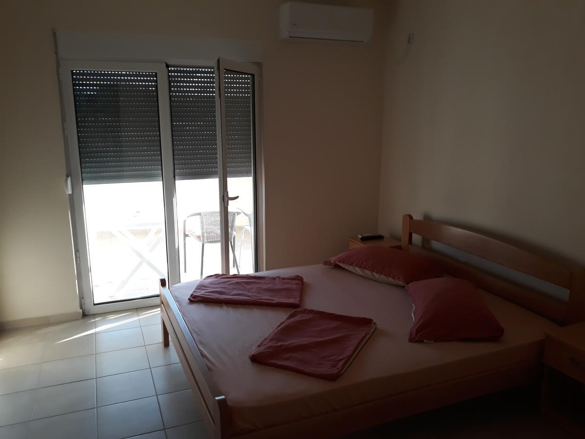 Korac Apartments Ulcinj Bagian luar foto
