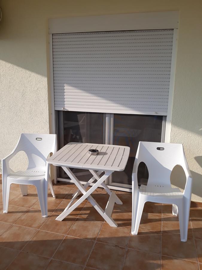 Korac Apartments Ulcinj Bagian luar foto